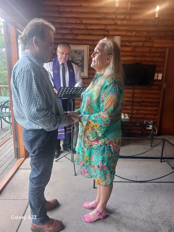 Wedding ceremony by Dr. Gerrit Rademeyer in Porterville